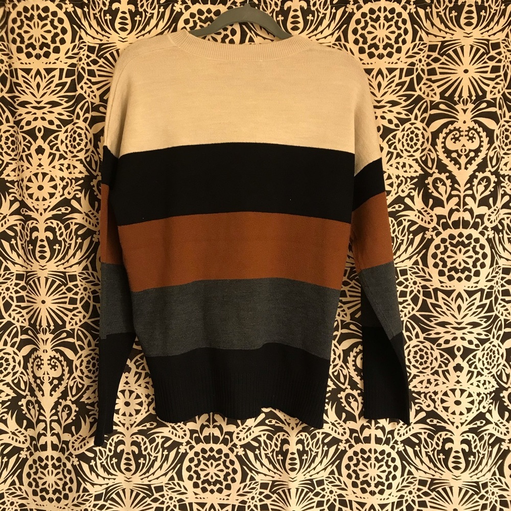 NWT French Connection neutral sweater - Picture 3 of 5
